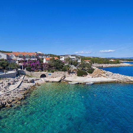 Apartmani Ruzica Zastražišće Extérieur photo