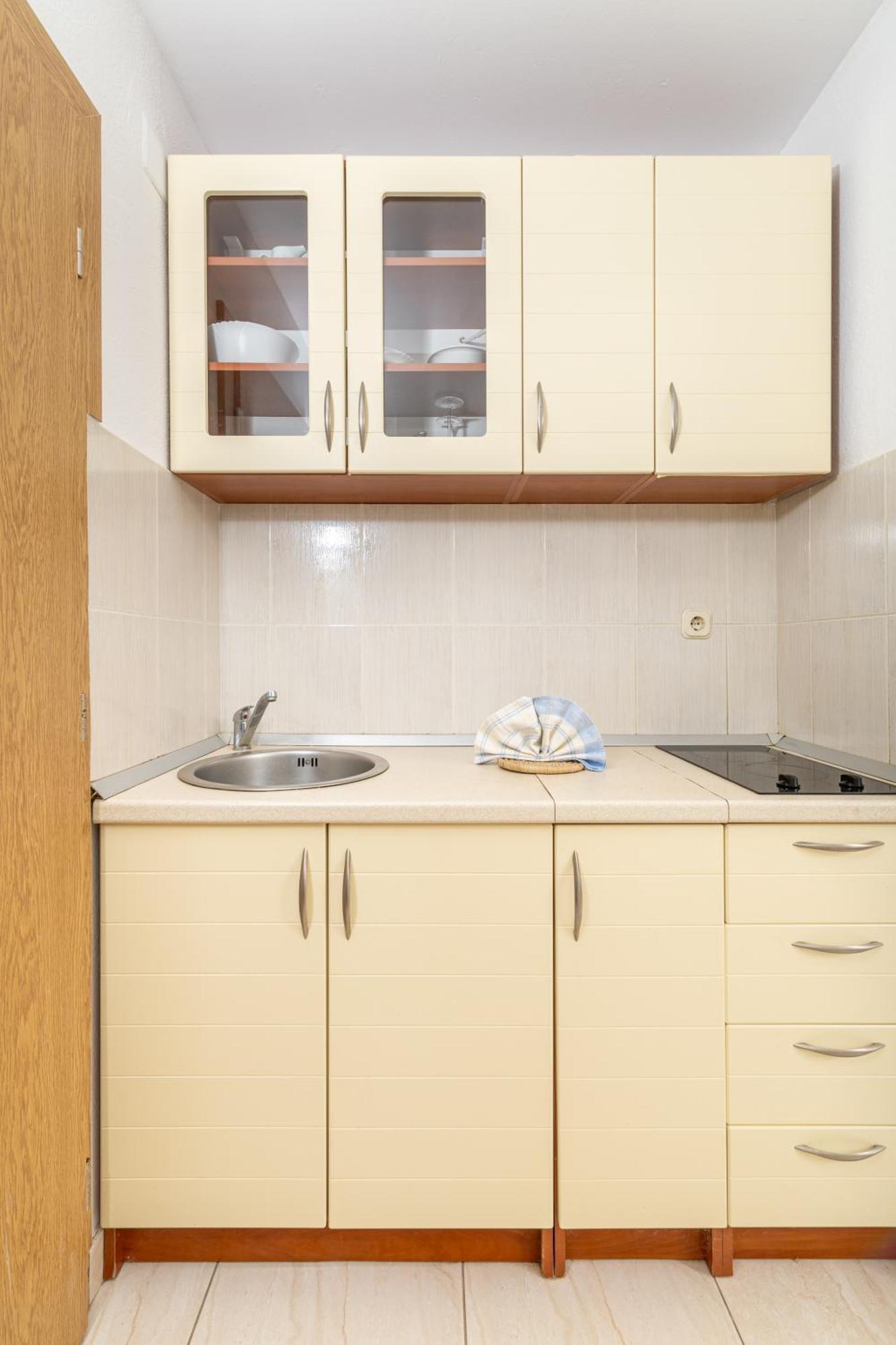 Apartmani Ruzica Zastražišće Extérieur photo