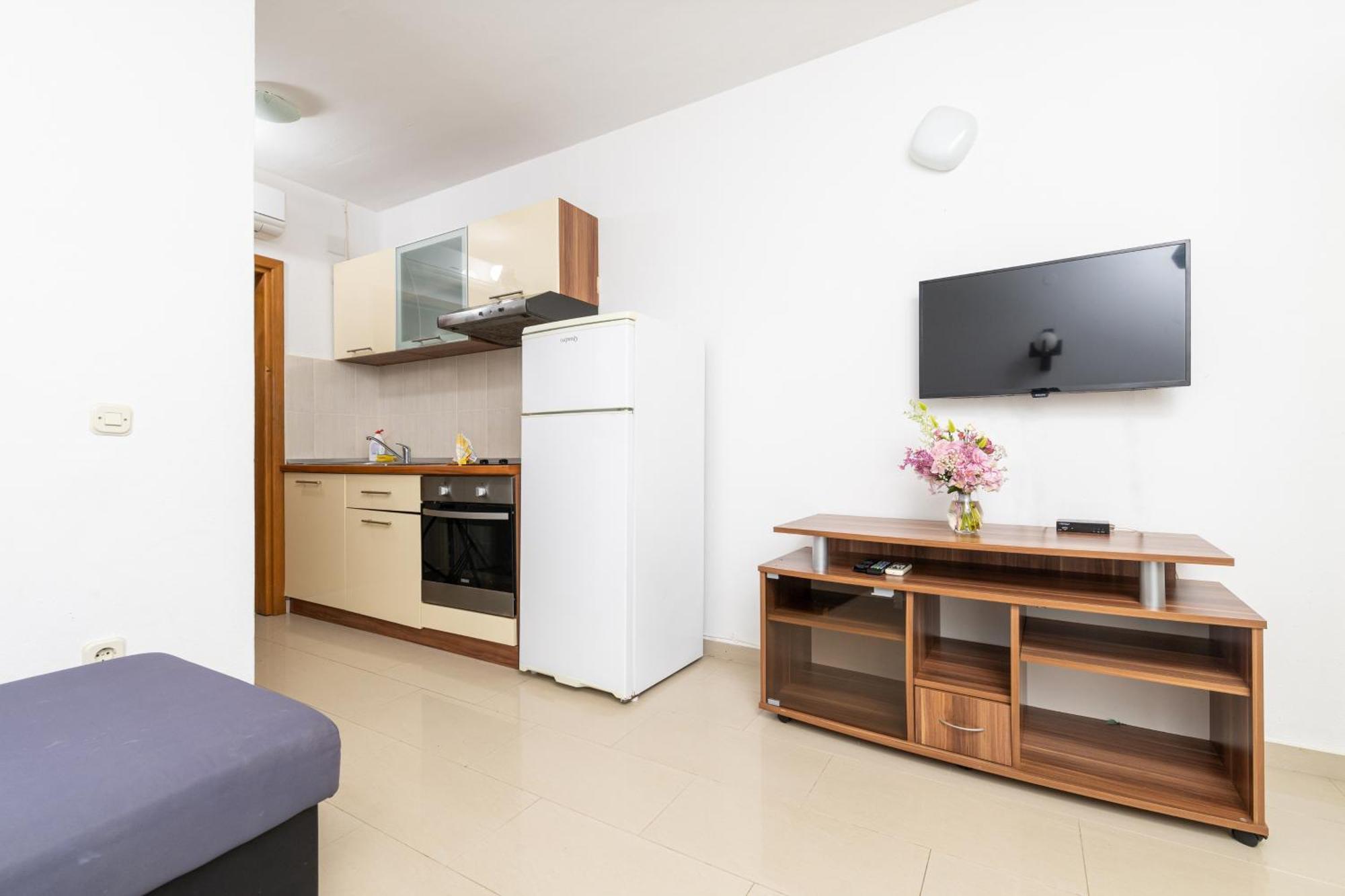 Apartmani Ruzica Zastražišće Extérieur photo