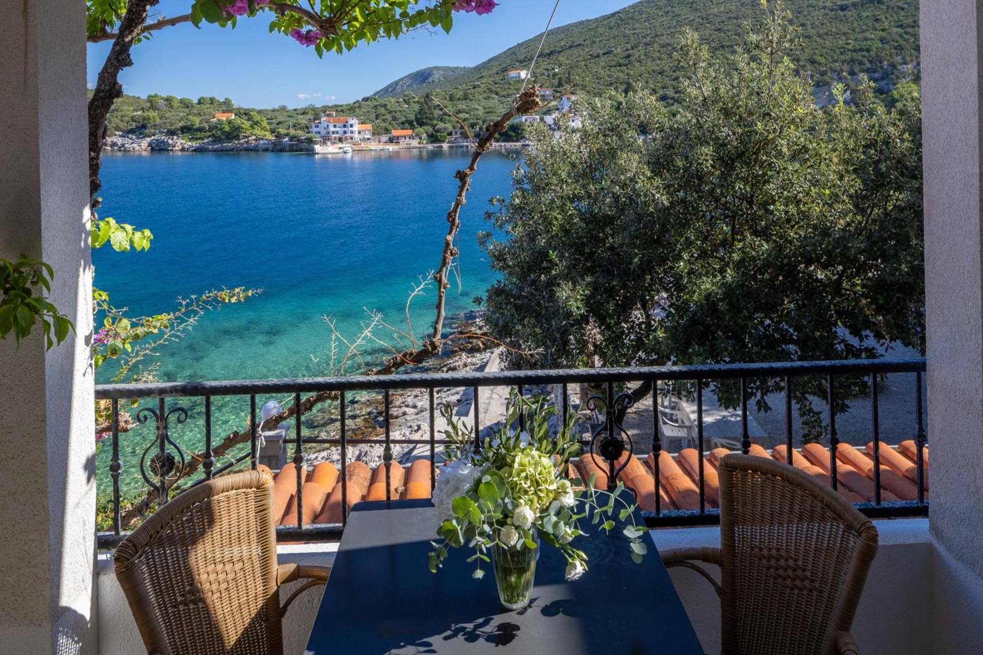 Apartmani Ruzica Zastražišće Extérieur photo