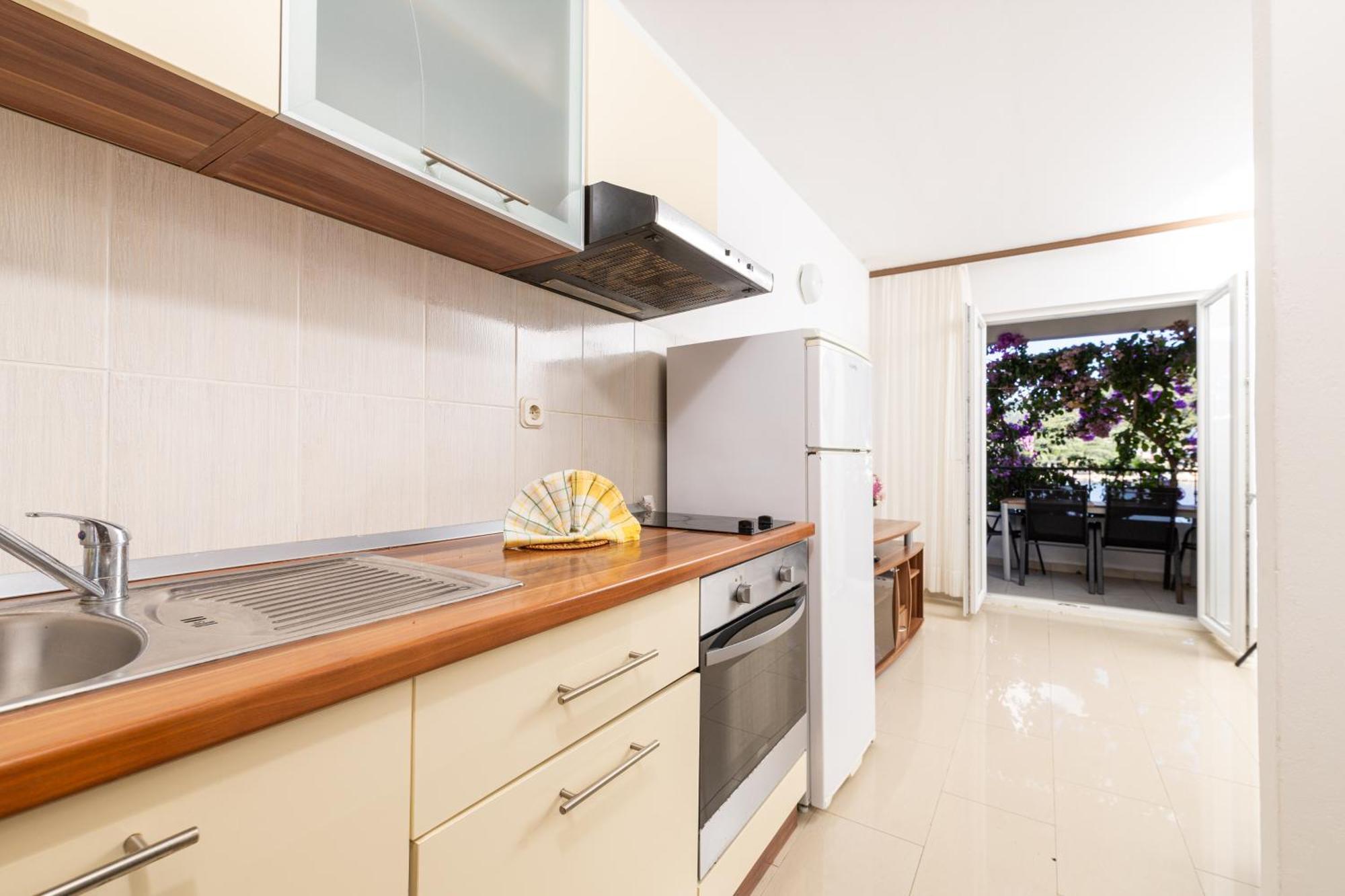 Apartmani Ruzica Zastražišće Extérieur photo