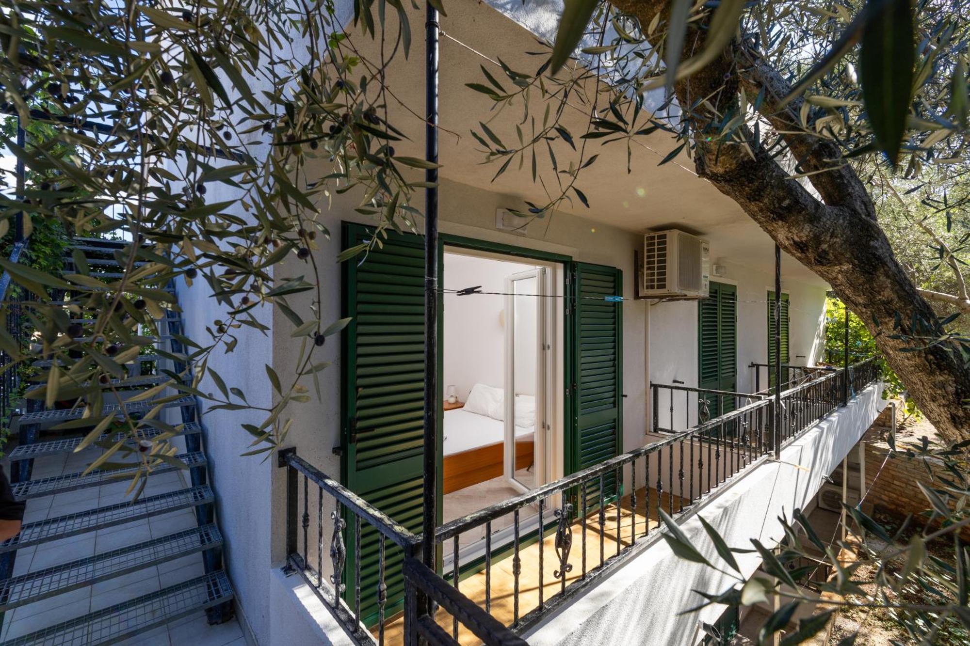 Apartmani Ruzica Zastražišće Extérieur photo